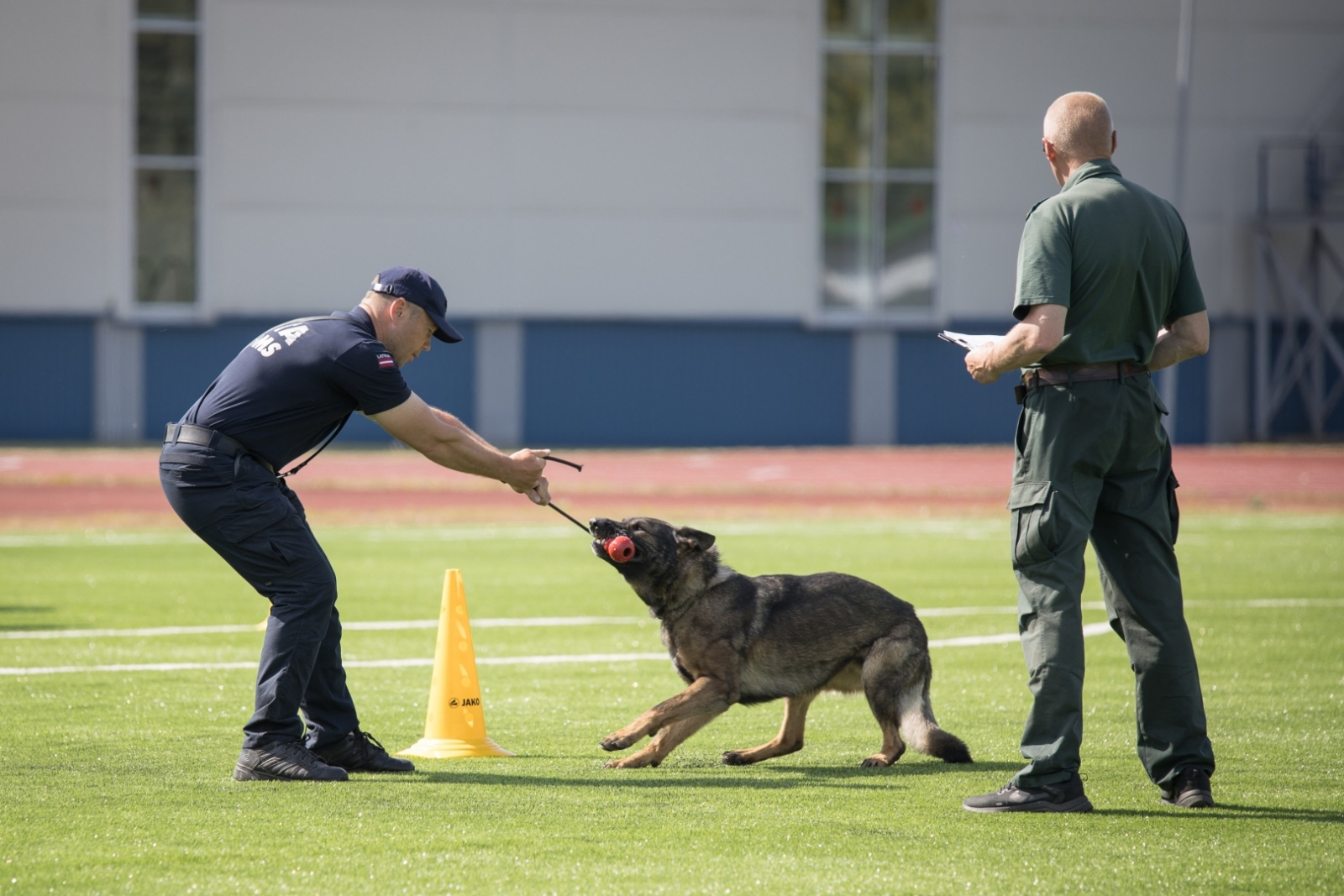 FOTO: Kinologu sacensības