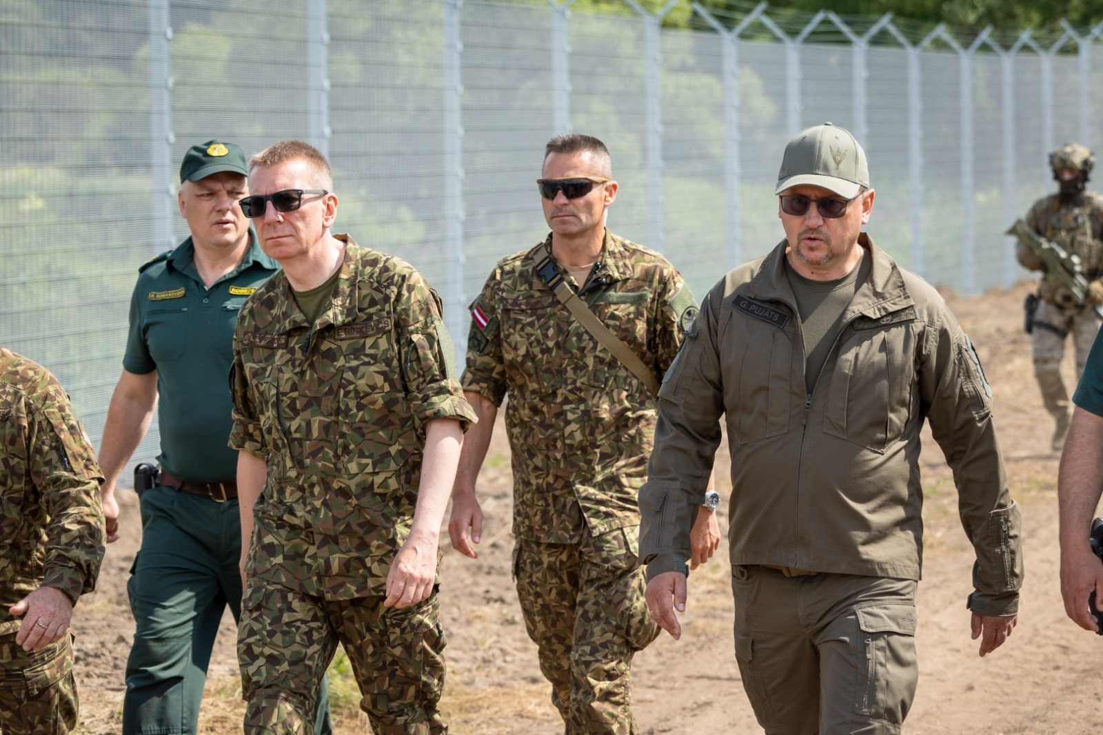 FOTO:  Valsts prezidents Edgars Rinkēvičs apmeklē Latvijas austrumu robežu 