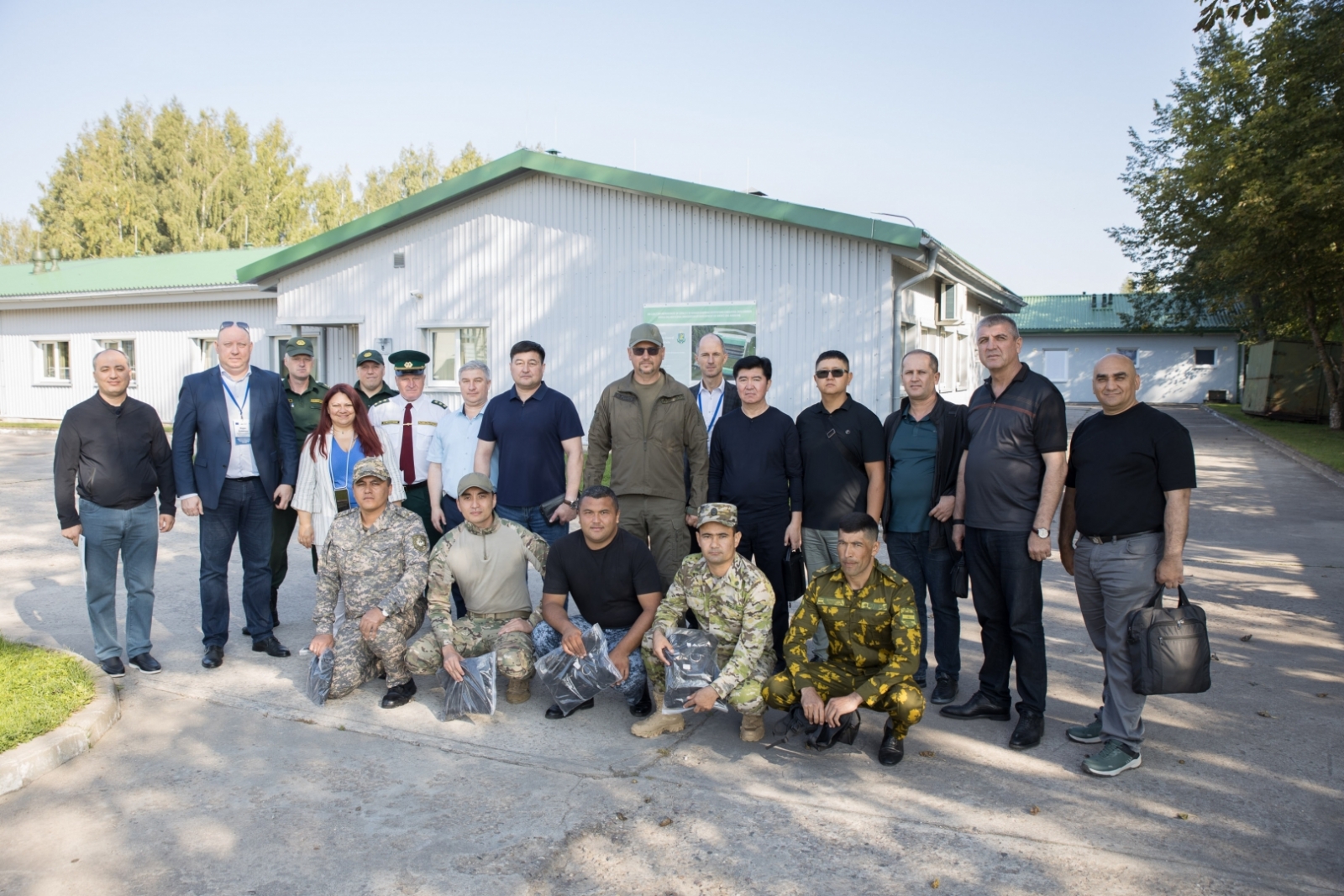 FOTO: Bomca delegācija apmeklē VRK