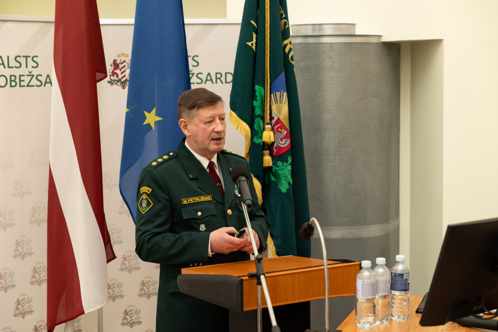 FOTO: Atskaites sanāksme