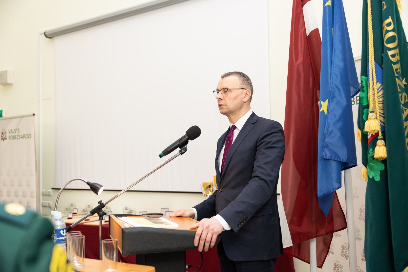 FOTO: Atskaites sanāksme