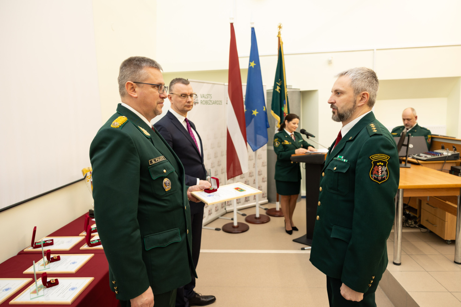 FOTO: Atskaites sanāksme