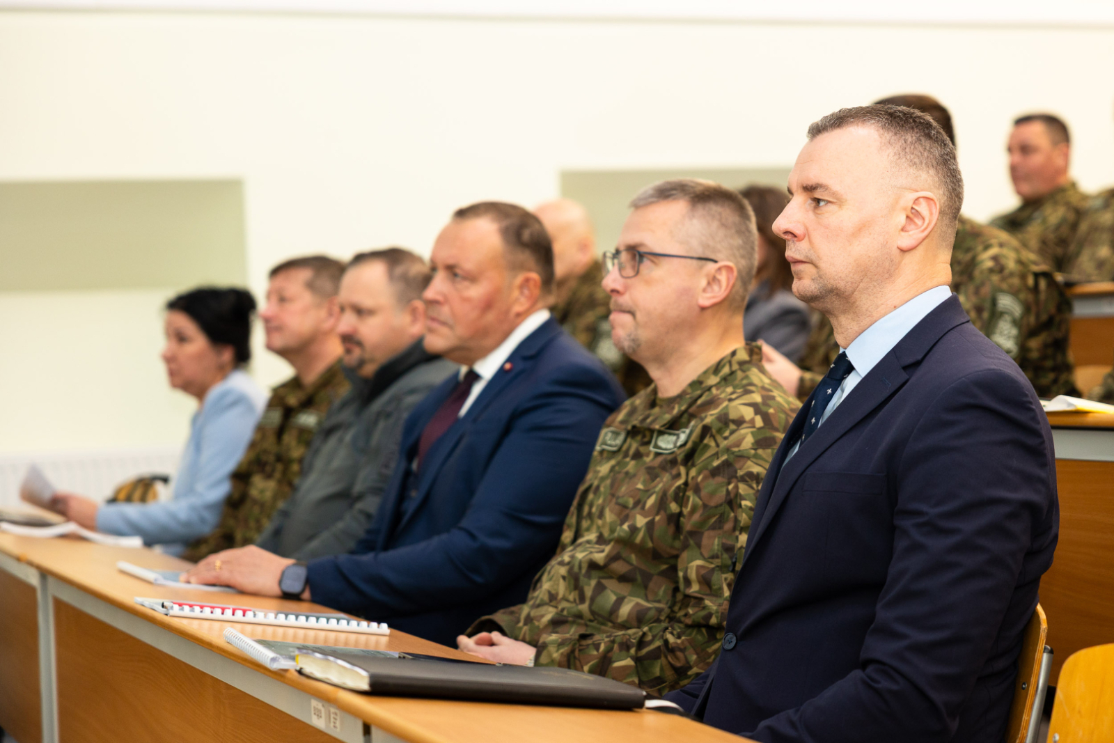 FOTO: Atskaites sanāksme