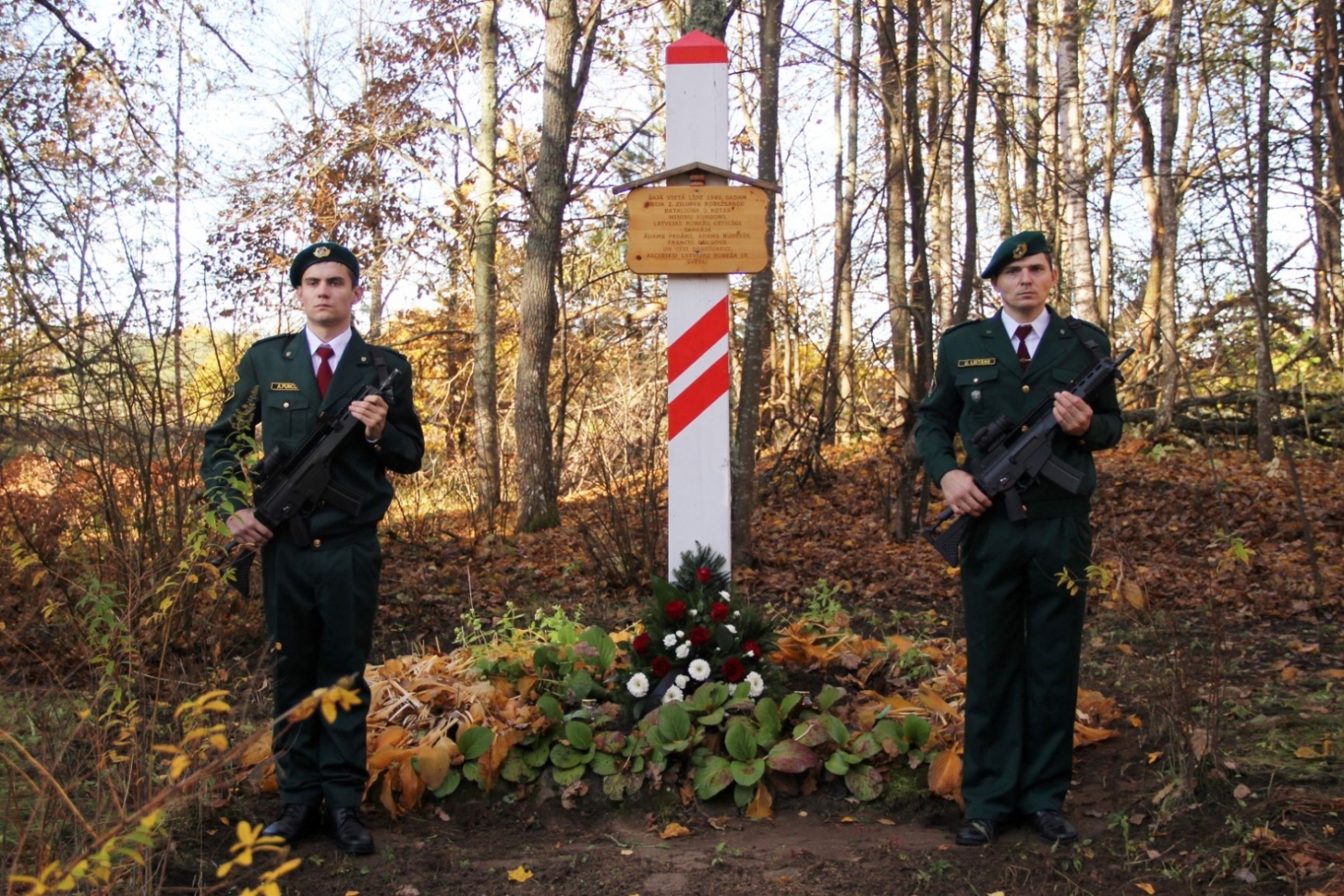 Norisinājās Robežsardzes sagrāves un represēto robežsargu piemiņai veltītie atceres pasākumi