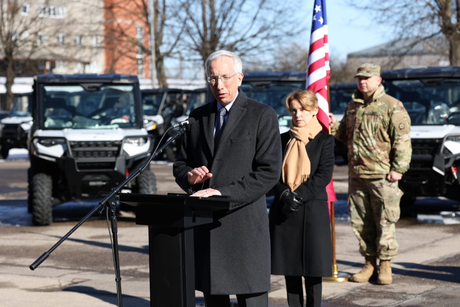 FOTO: Bagiju nodošanas pasākums