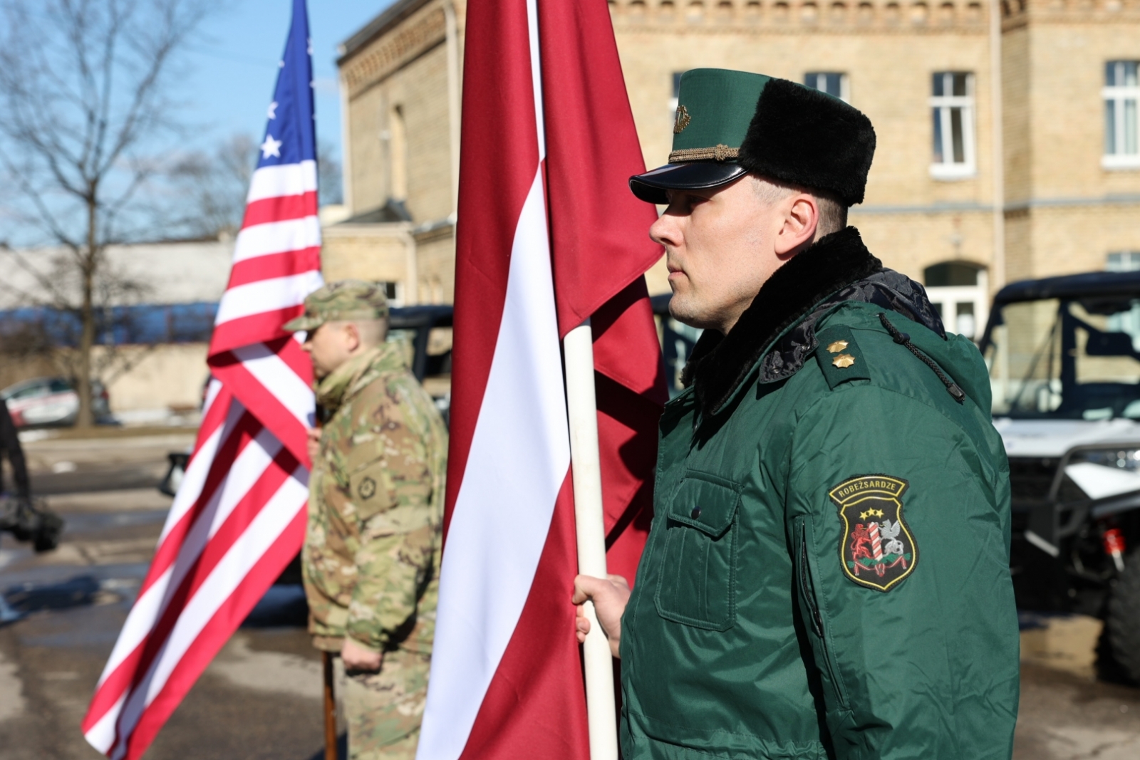 FOTO: Bagiju nodošanas pasākums