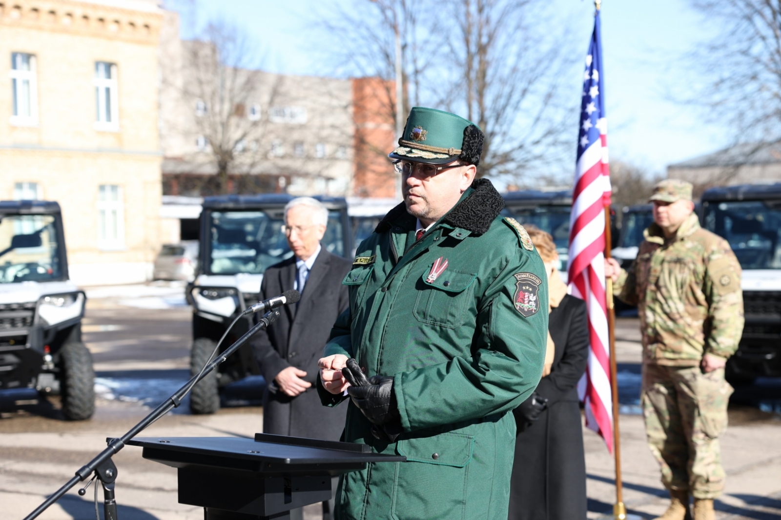 FOTO: Bagiju nodošanas pasākums