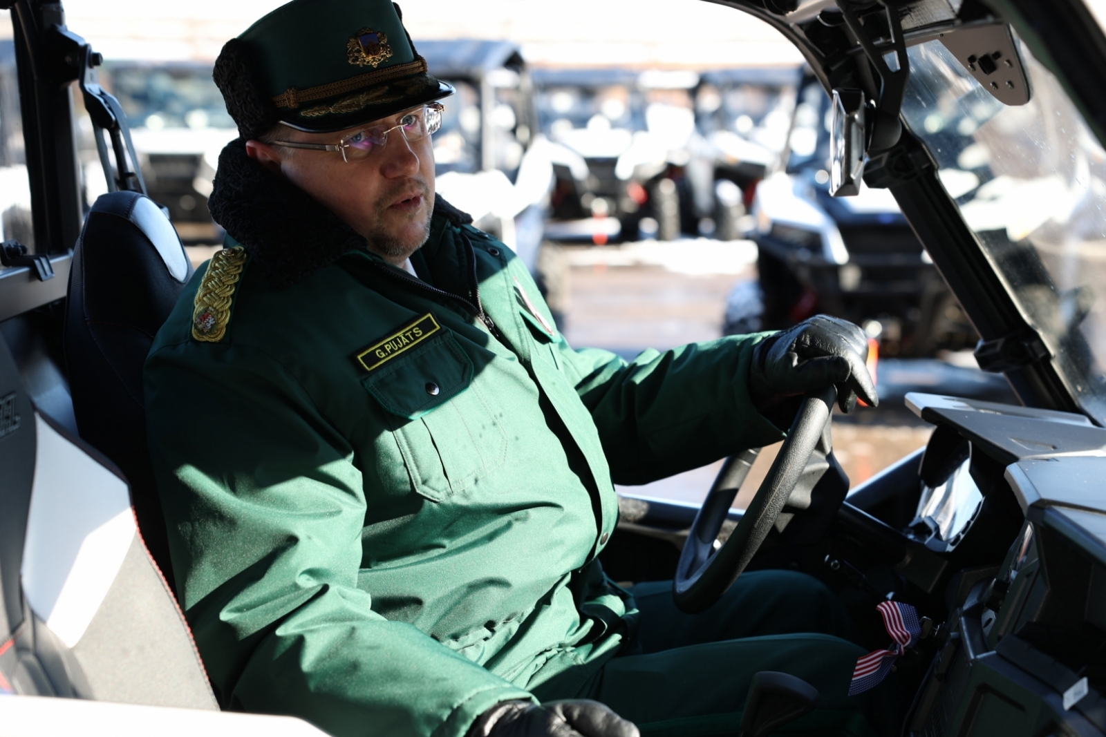 FOTO: Bagiju nodošanas pasākums