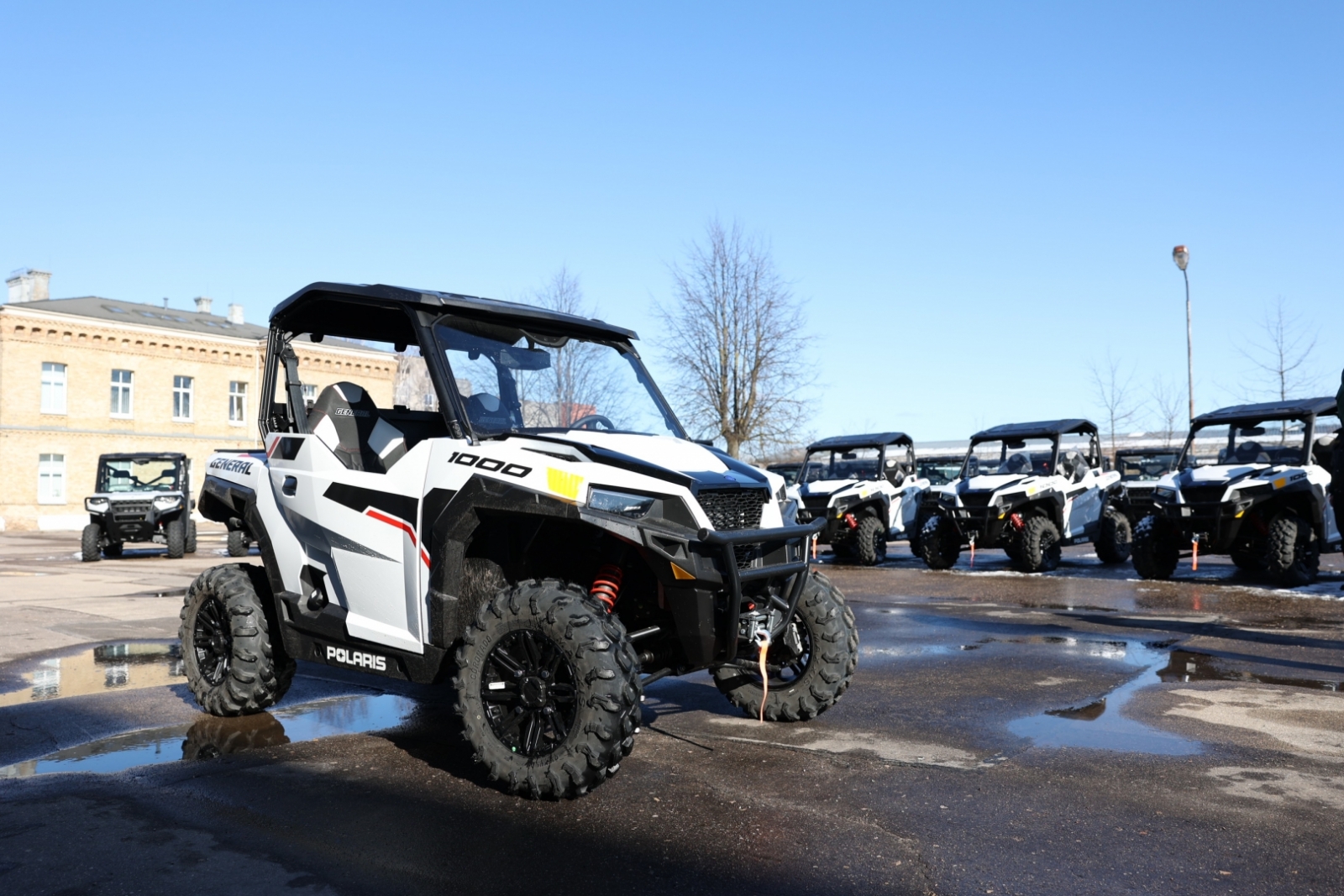 FOTO: Bagiju nodošanas pasākums