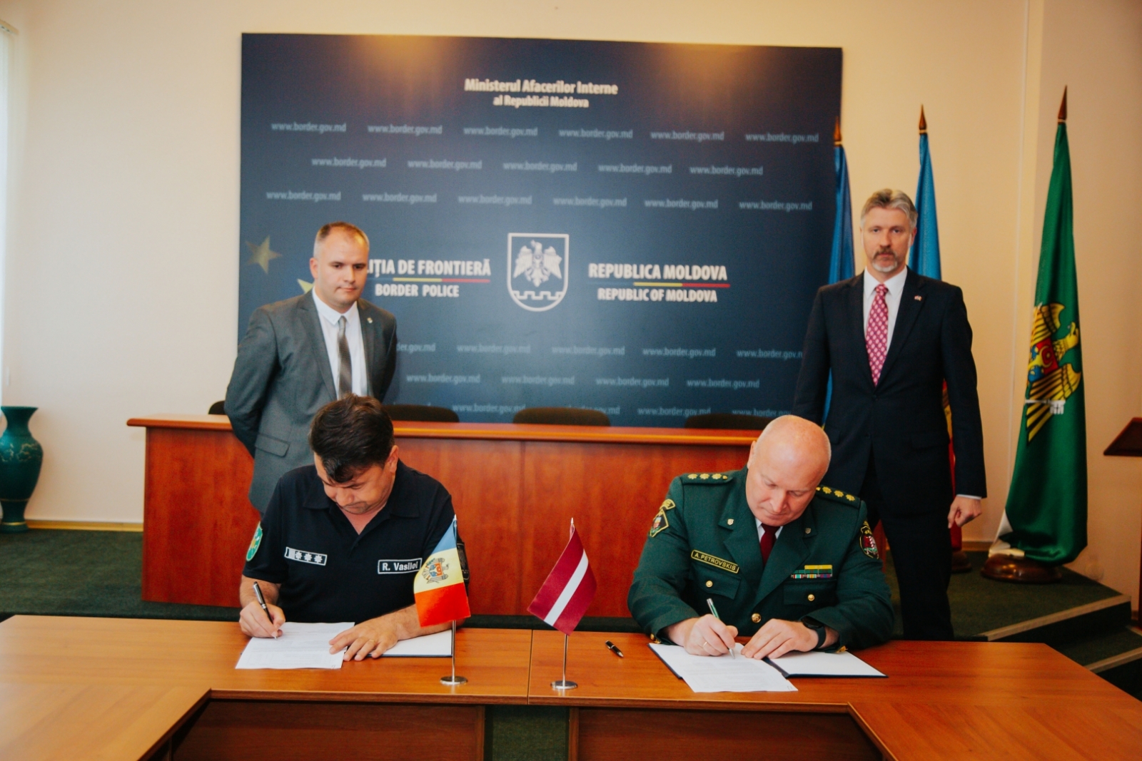 Valsts robežsardzes sakaru virsnieka aktivitātes Moldovas Republikā, Kišiņevā projekta Nr. VRS/IDF/2019/8 „Valsts robežsardzes sakaru virsnieku darbības turpināšana Gruzijā, Ukrainā, Moldovā un Baltkrievijā (2. posms)” ietvaros.