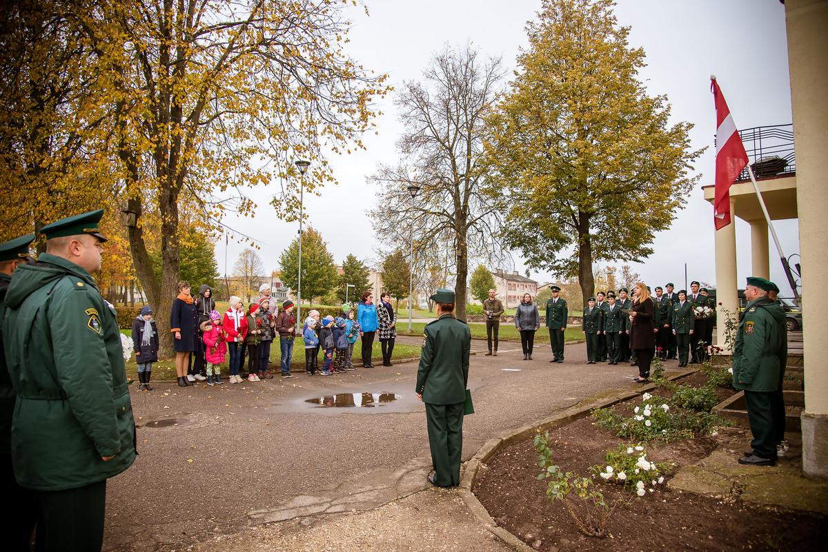 FOTO. Robežsargi piedalās Robežsardzes sagrāves piemiņas pasākumos