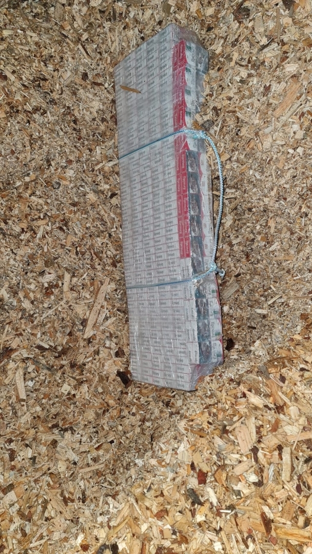 FOTO: Kontrabandas cigaretes