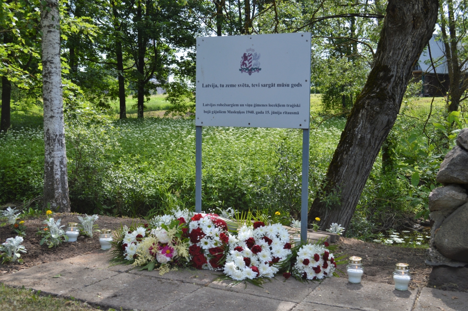 Norisinājās Masļenku traģēdijas piemiņas pasākums