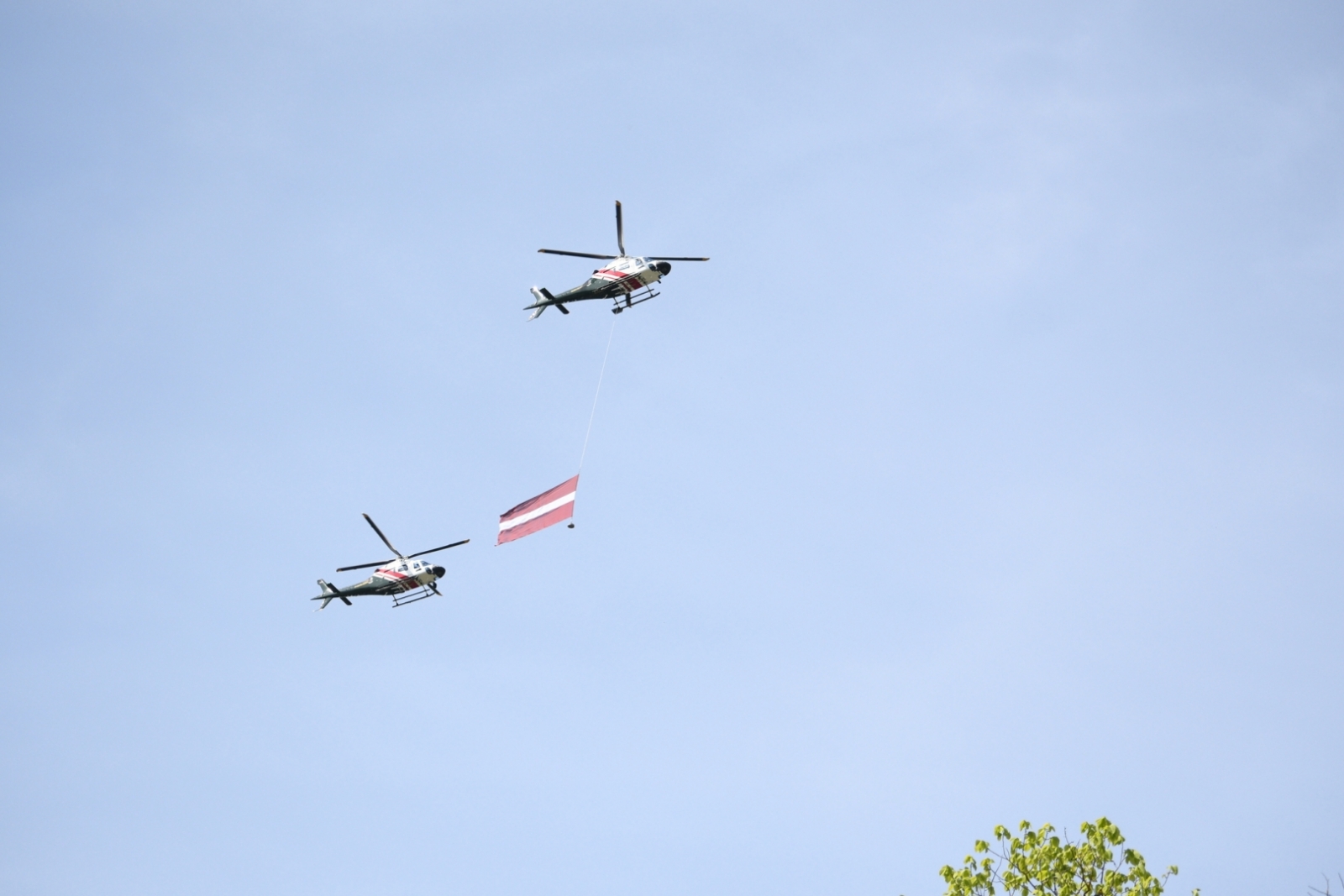 FOTO: Robežsargi piedalās 4. maija svinībās Rēzeknē