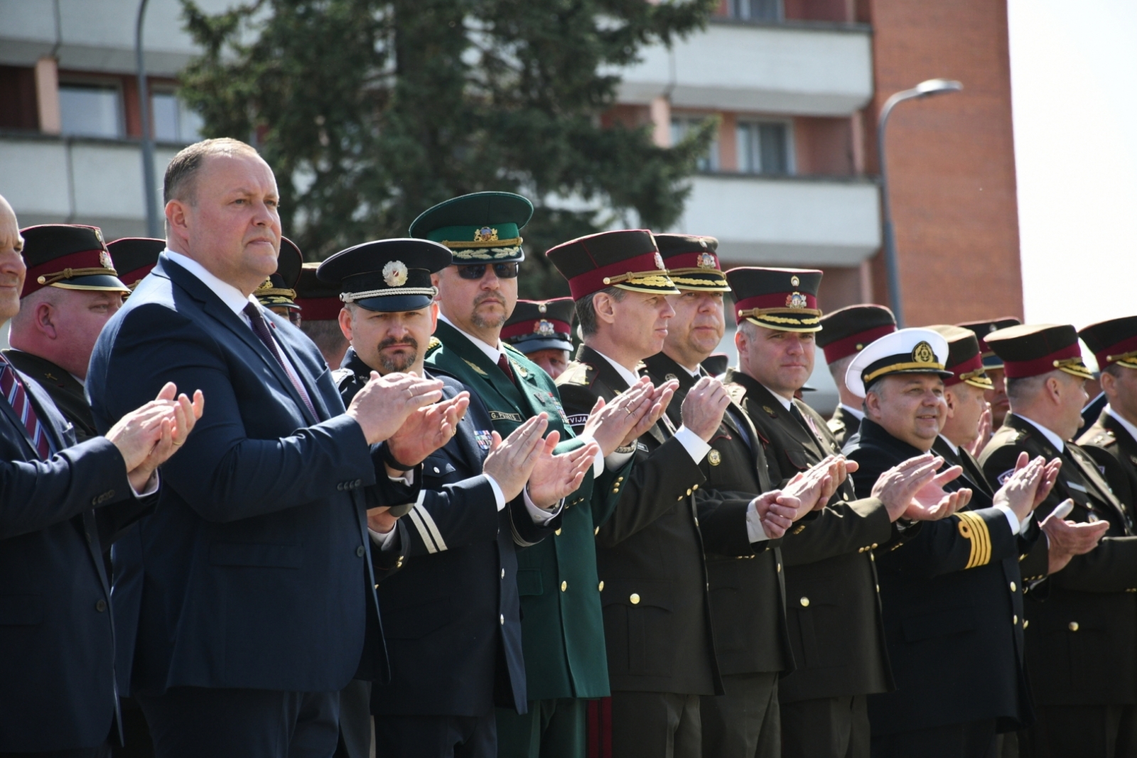 FOTO: Robežsargi piedalās 4. maija svinībās Rēzeknē