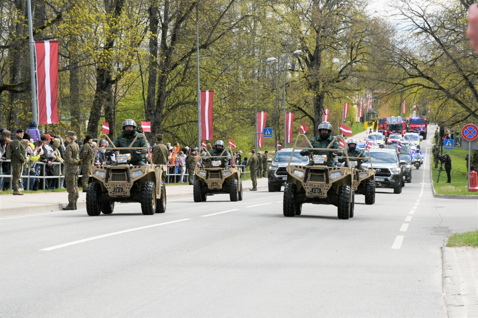 Robežsargi piedalās 4. maija svinībās Alūksnē