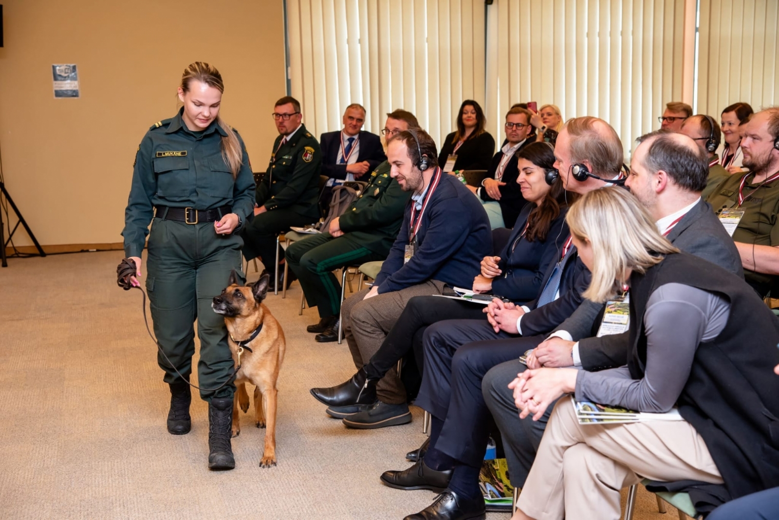 FOTO: Eiropas Komisijas Migrācijas un iekšlietu ģenerāldirektorāta delegācija apmeklē VRS