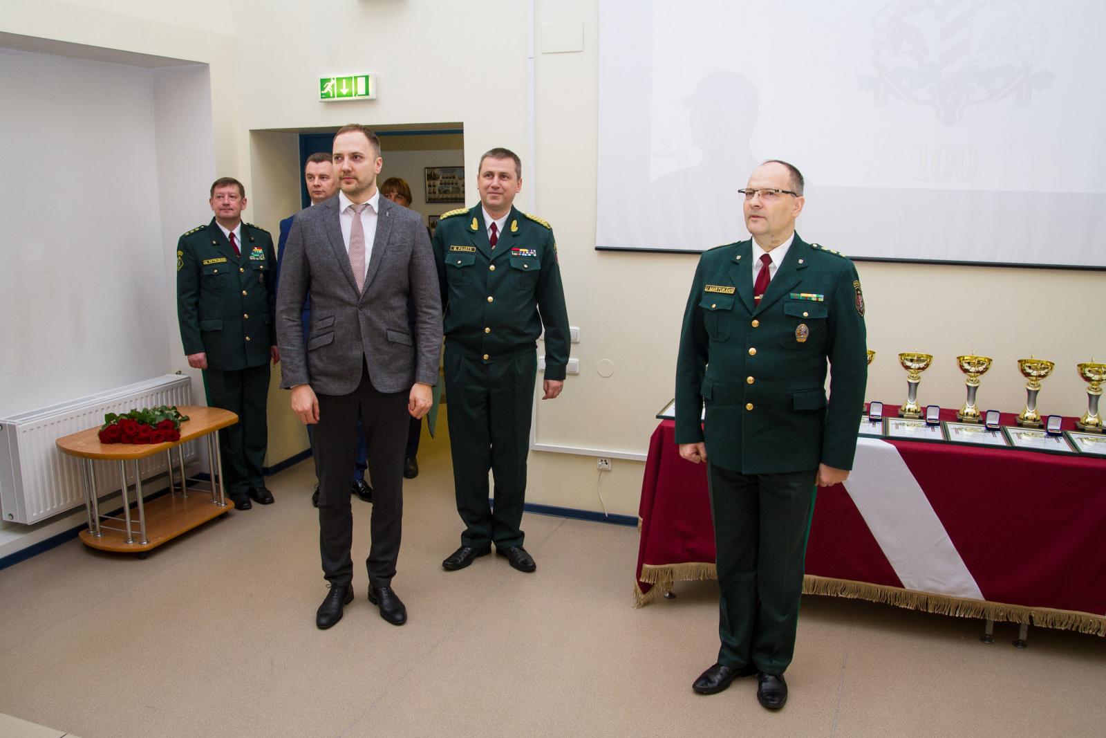 FOTO: Atskaites sanāksme