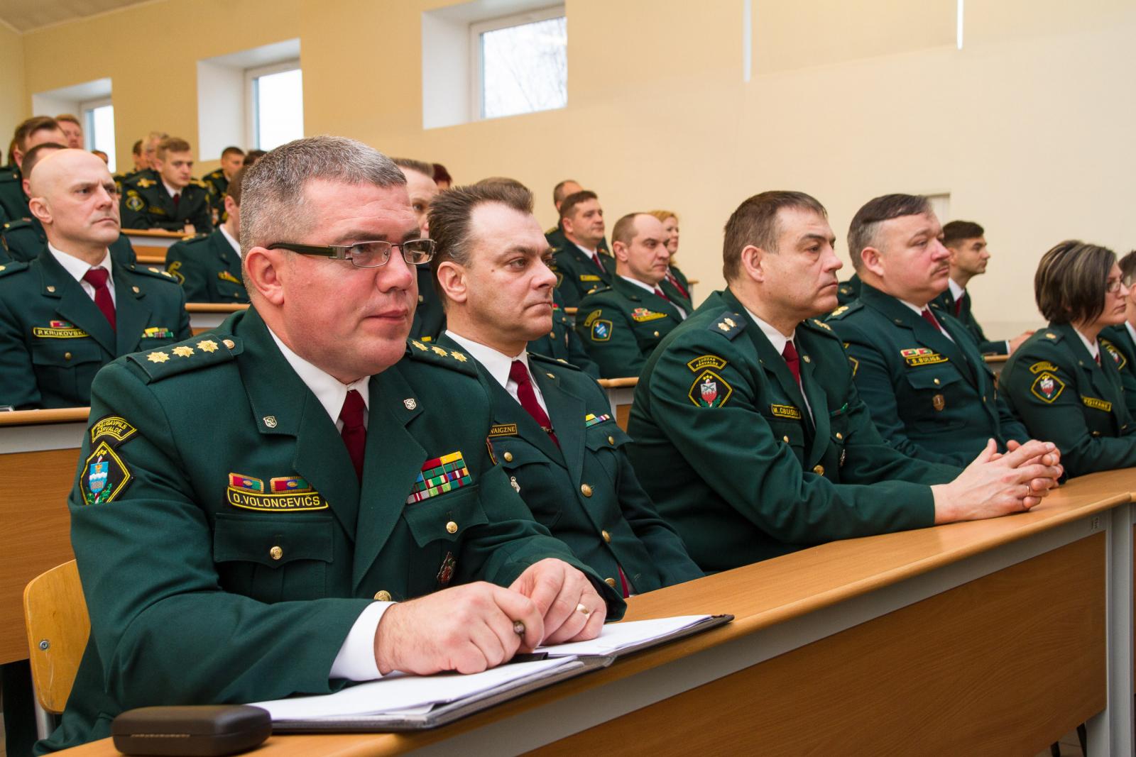 FOTO: Atskaites sanāksme