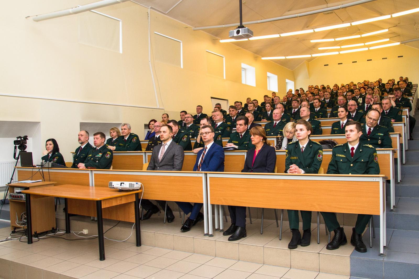 FOTO: Atskaites sanāksme