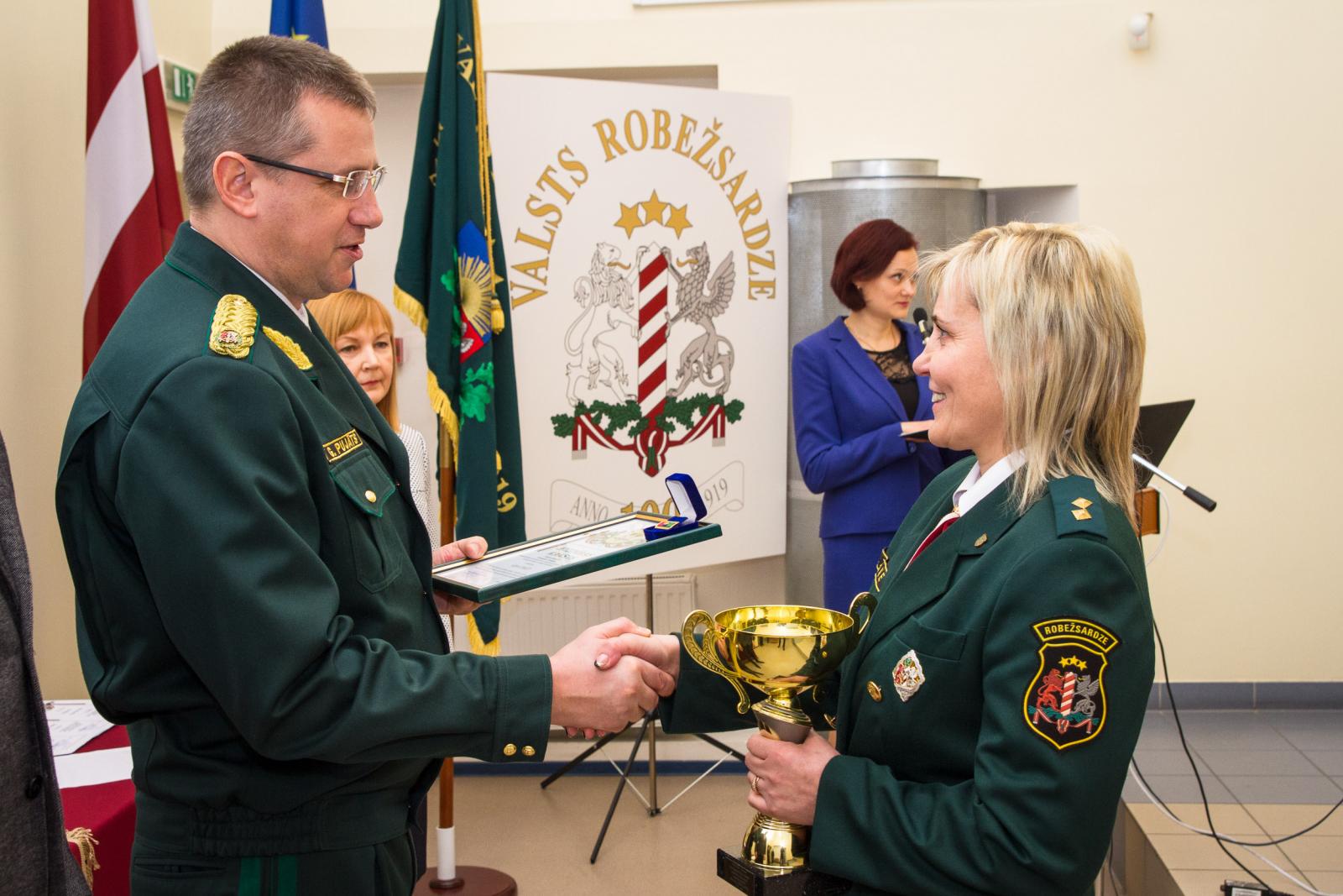 FOTO: Atskaites sanāksme