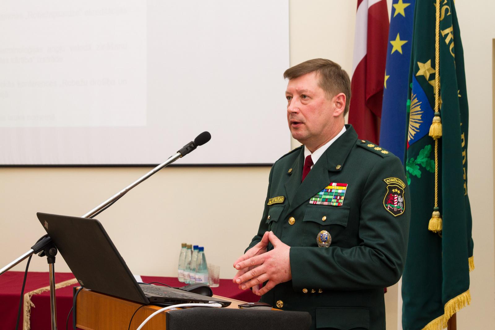 FOTO: Atskaites sanāksme