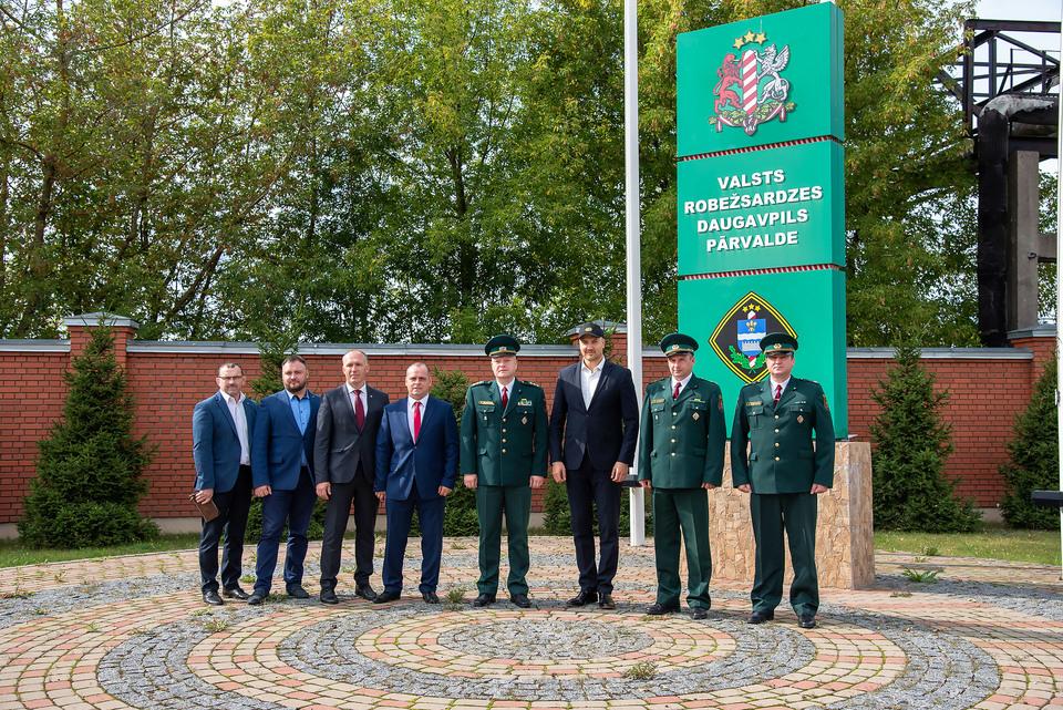 FOTO: Iekšlietu ministra vizīte Daugavpils pārvaldē