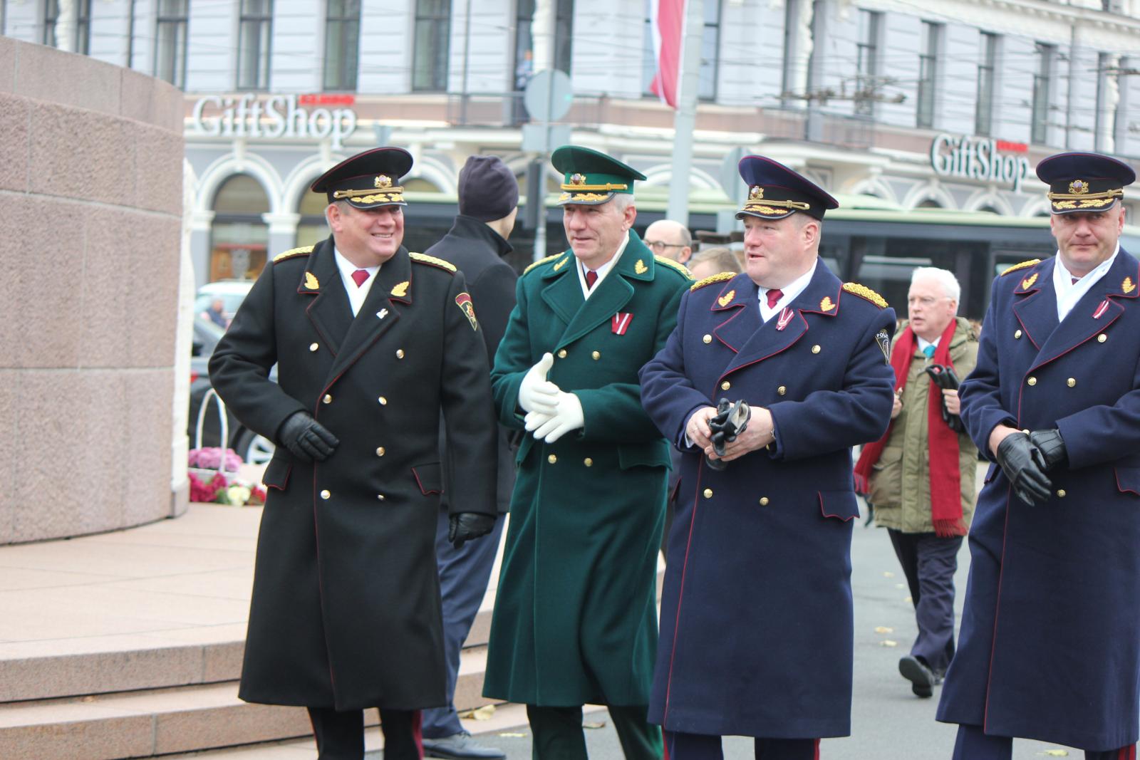 Foto: 11.novembrī, godinot Latvijas brīvības cīnītājus un karavīrus, visā Latvijā atzīmē Lāčplēša dienu.