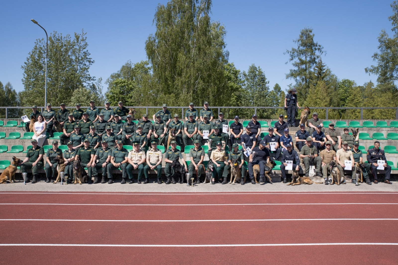 FOTO: Kinologu sacensības