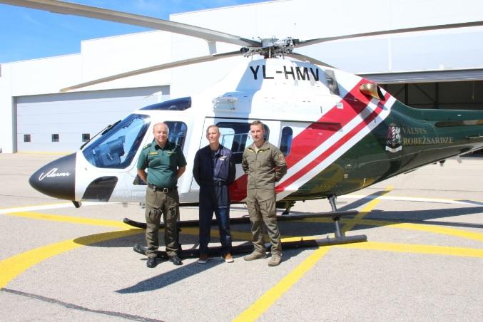 VRS Aviācijas pārvaldes piloti iegūst “Agusta 119 MKII” helikoptera tipa kvalifikāciju