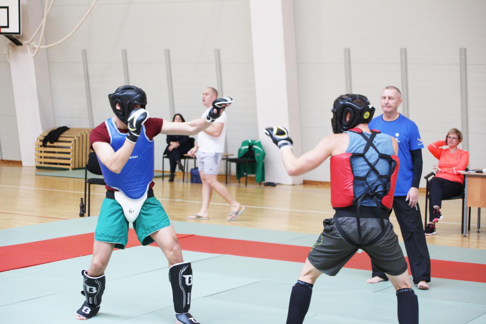 Tuvcīņas sacensības