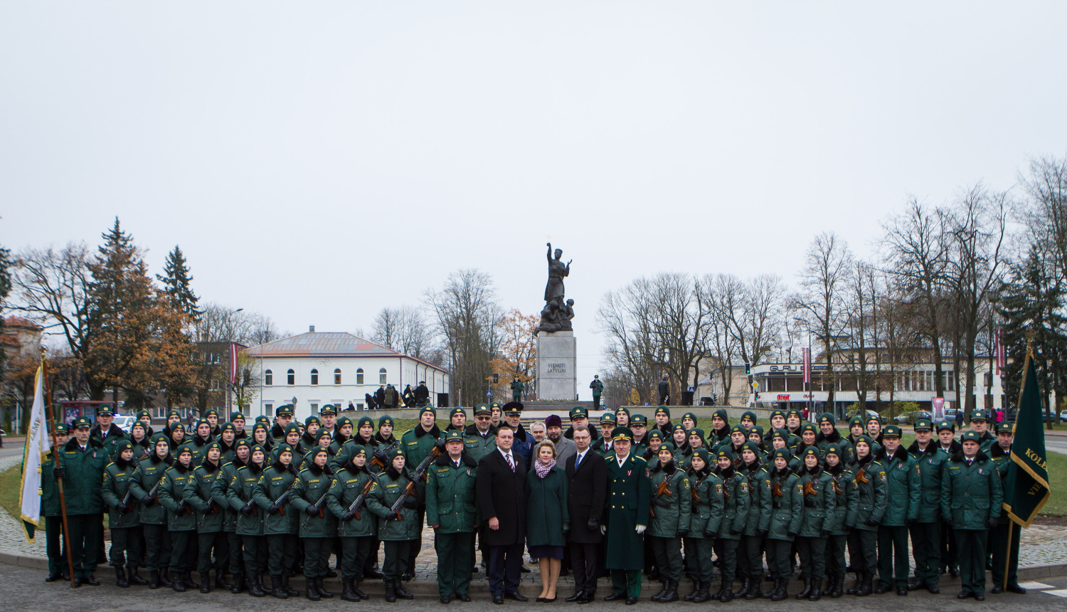 Foto : Kadetu svinīgā zvēresta nodošana, kopbilde