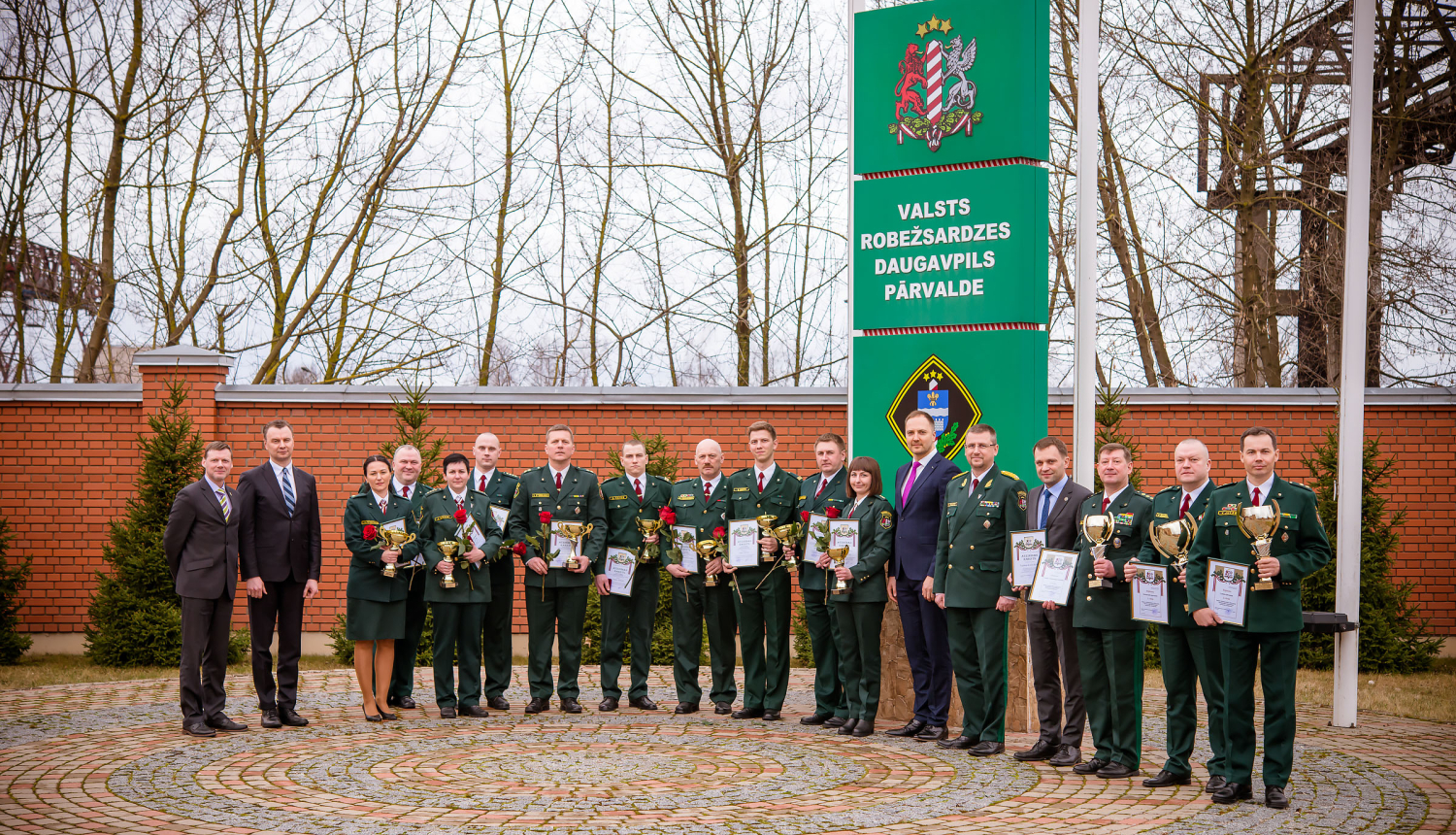 FOTO: Atskaites sanāksme