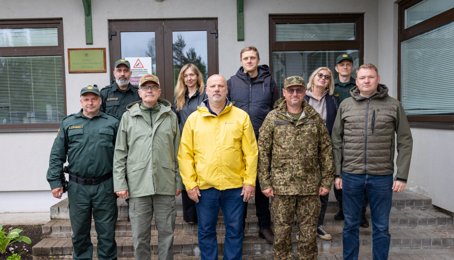 FOTO: Izbraukuma sēde