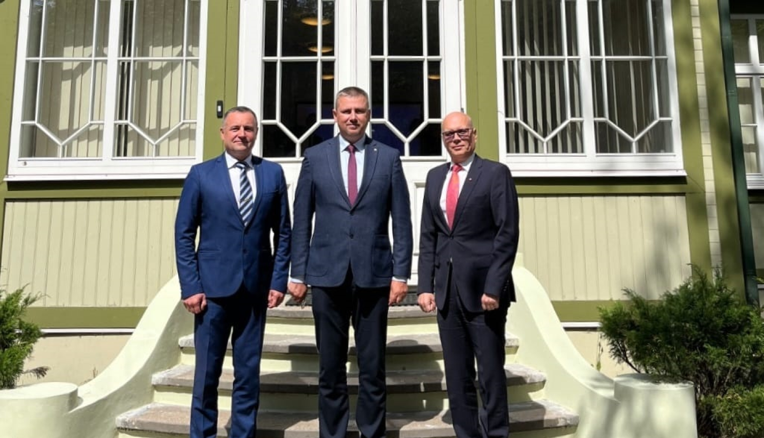 Tiekas Latvijas un Lietuvas kolēģi