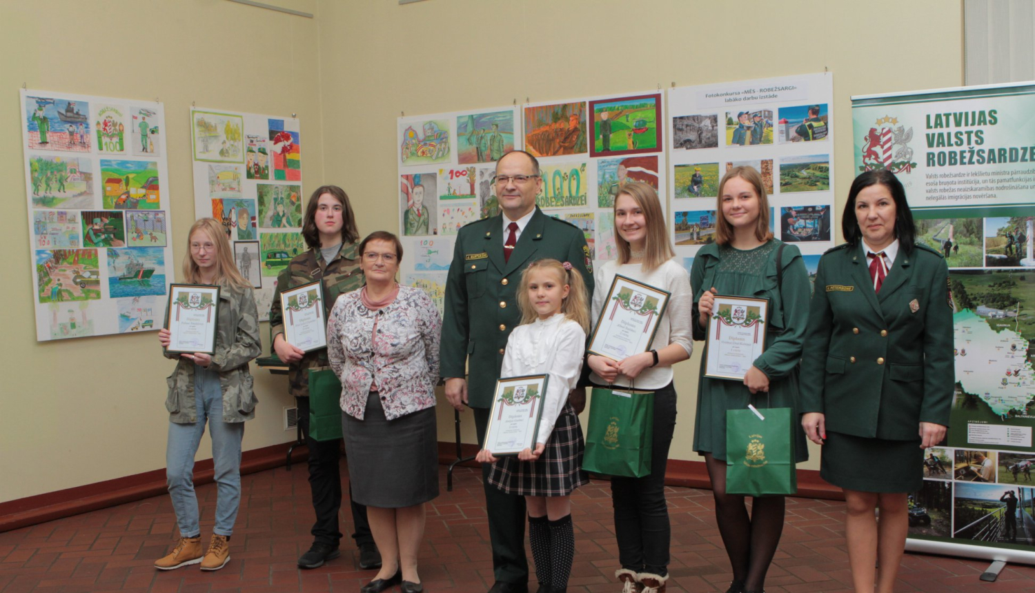 FOTO: Zīmējumu konkursa uzvarētāji