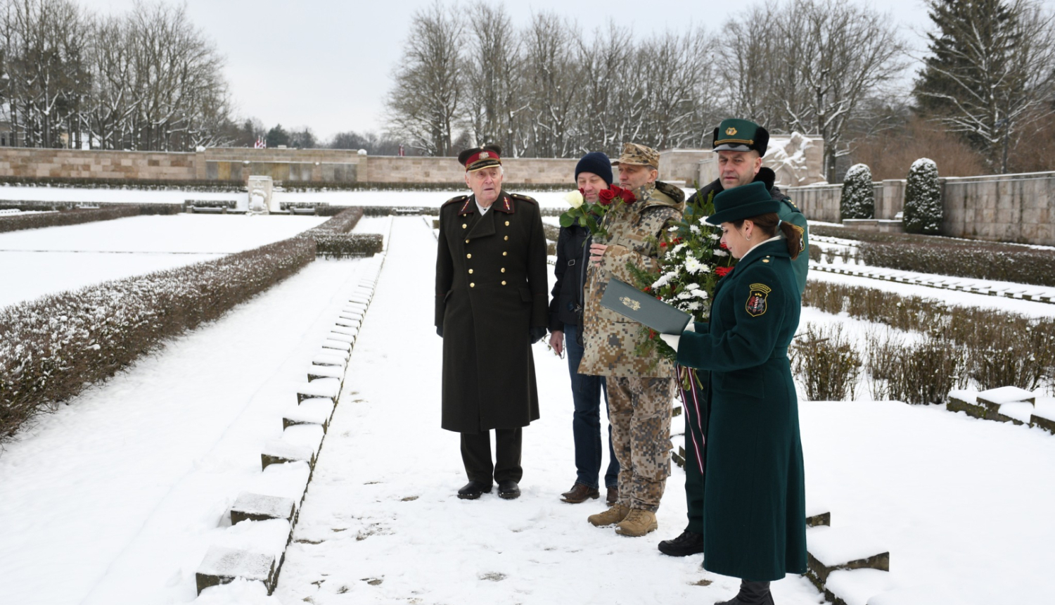 FOTO: Bolšteina piemiņas pasākums