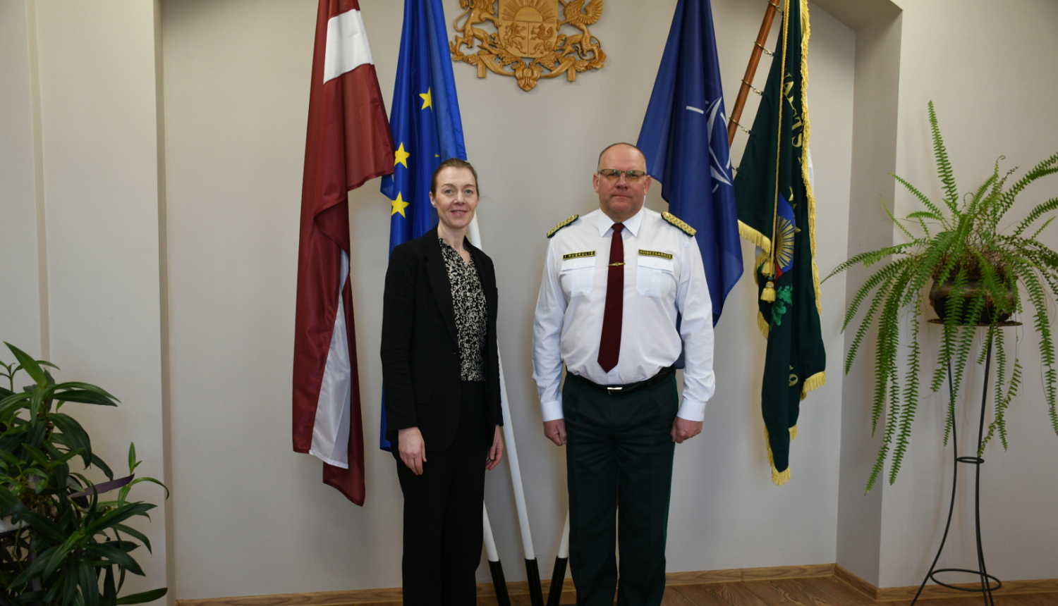 FOTO: VRS priekšnieka vietnieks un Norvēģijas vēstniece Latvijā