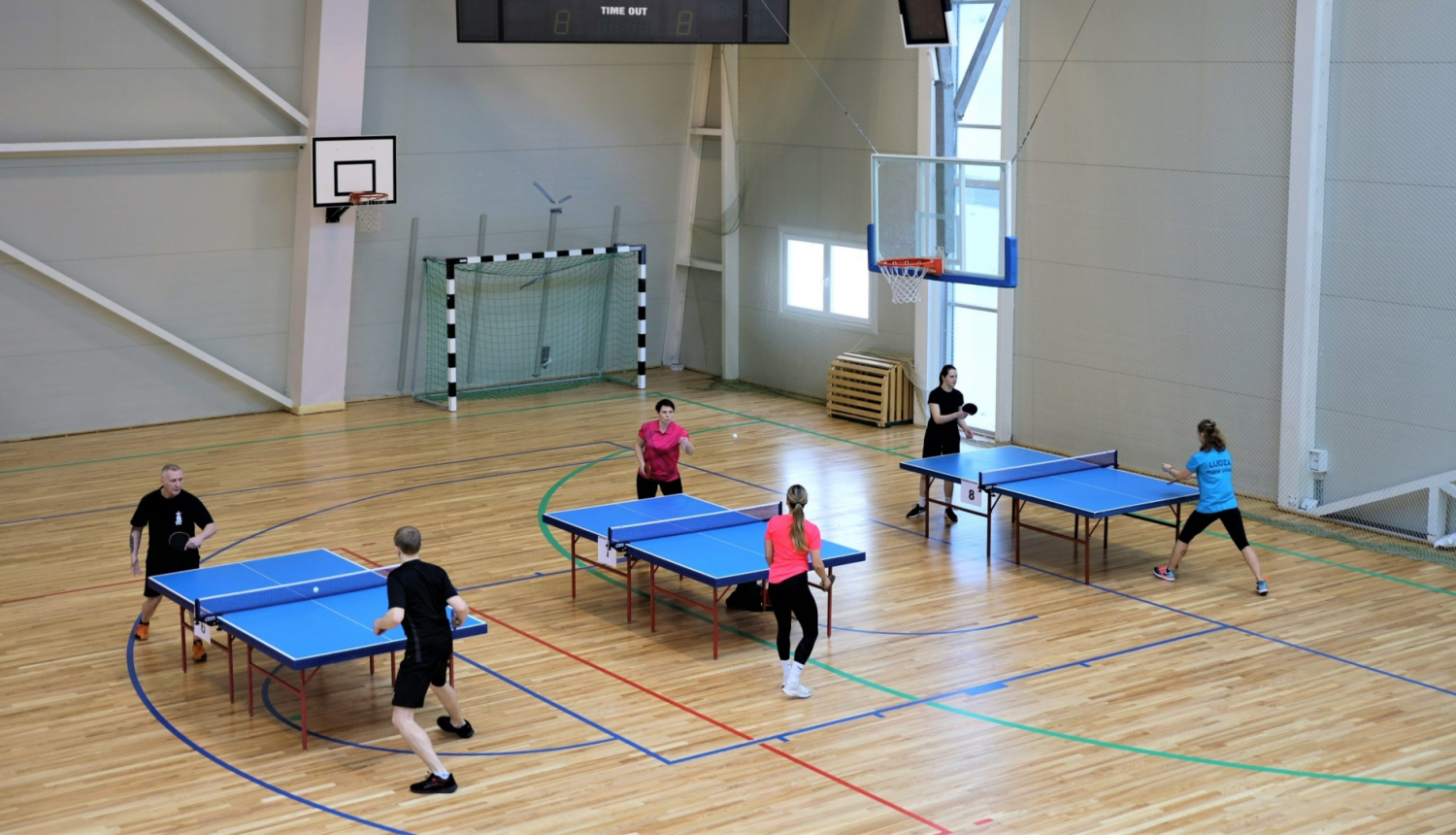 FOTO: Dalībnieki Valsts robežsardzes čempionāta sacensībās galda tenisā