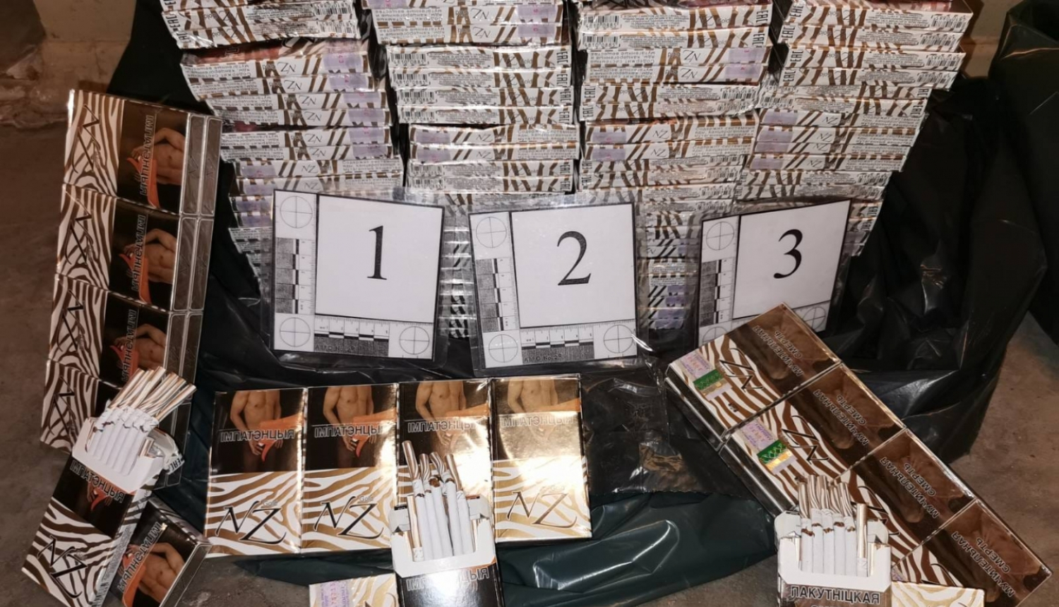 FOTO: Kontrabandas cigaretes