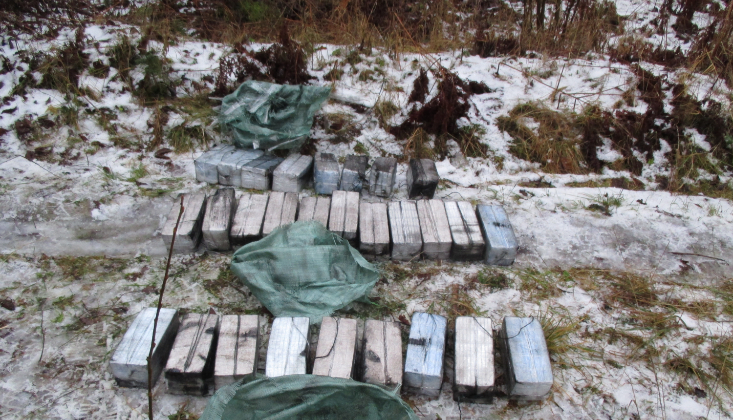 Foto: Kontrabandas cigaretes