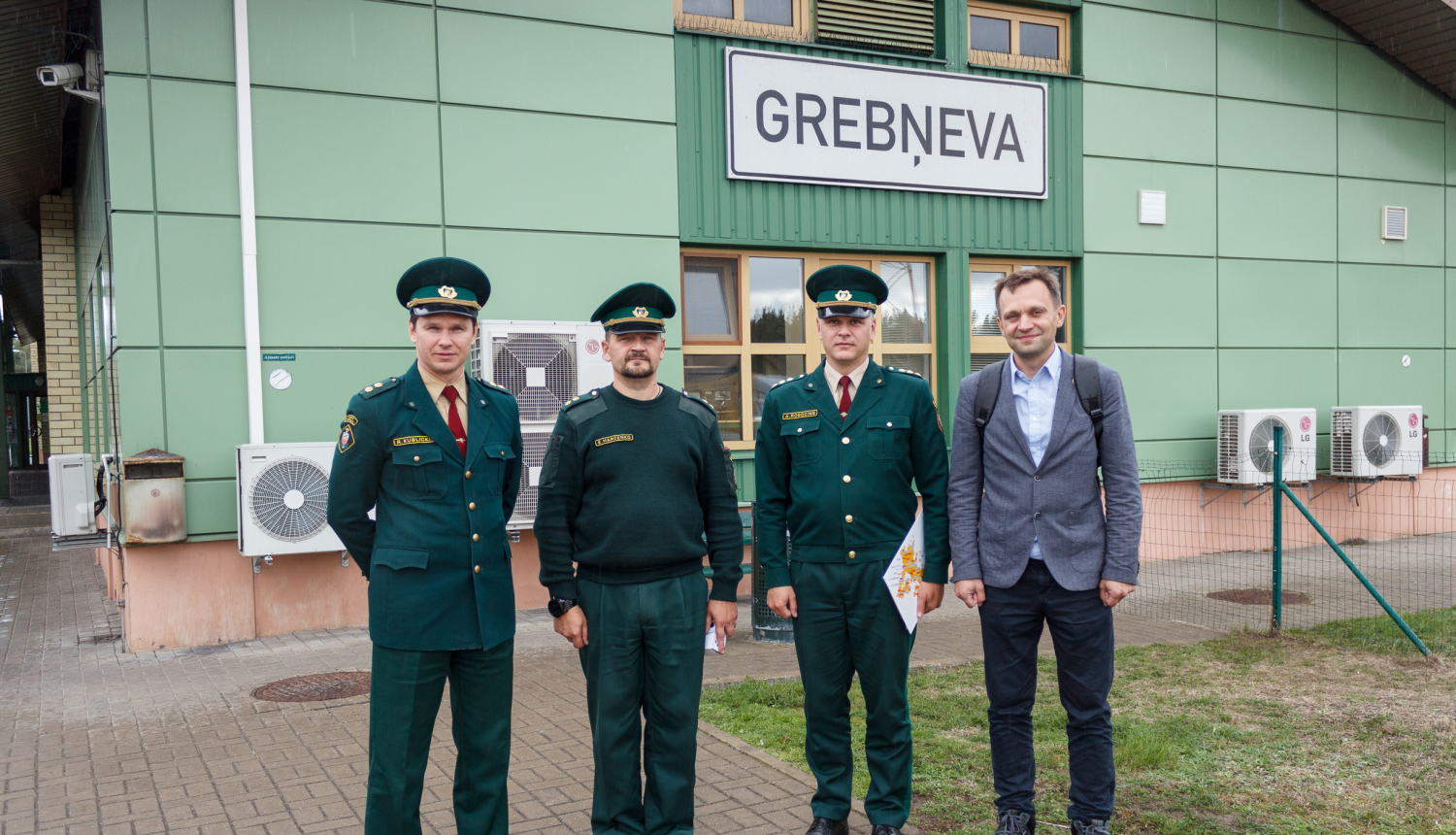 FOTO: Frontex aģentūras sadarbības koordinators apmeklē Latvijas – Krievijas ārējo robežu