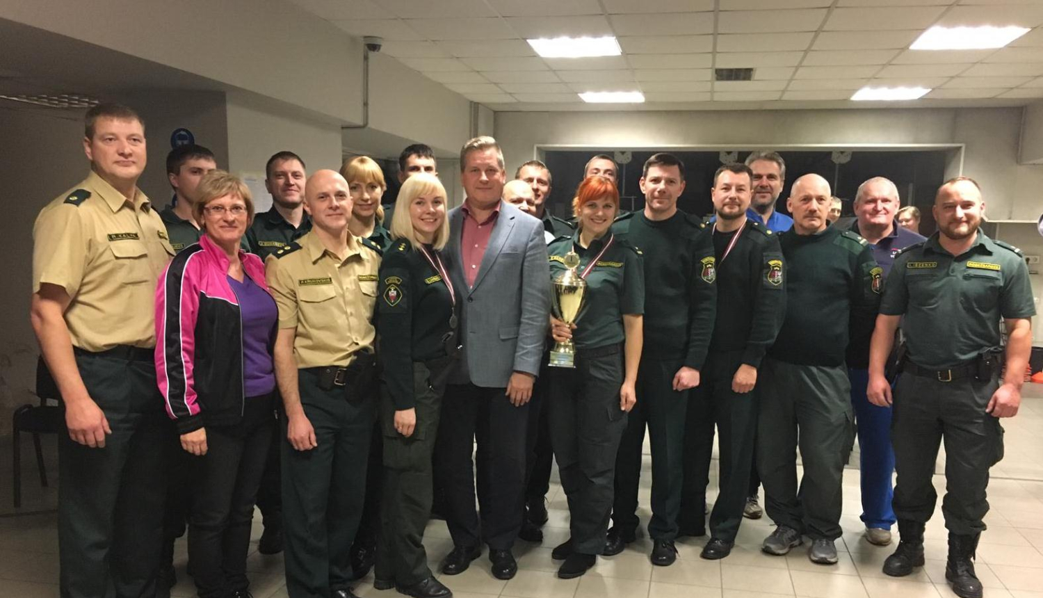 FOTO: Šaušanas sacensību dalībnieku kopbilde