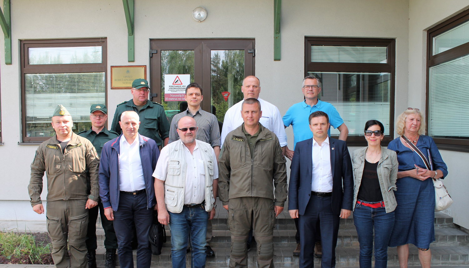 FOTO: Saeimas Aizsardzības, iekšlietu un korupcijas novēršanas komisijas pārstāvji apmeklē VRS Ludzas pārvaldes Opoļu RSN