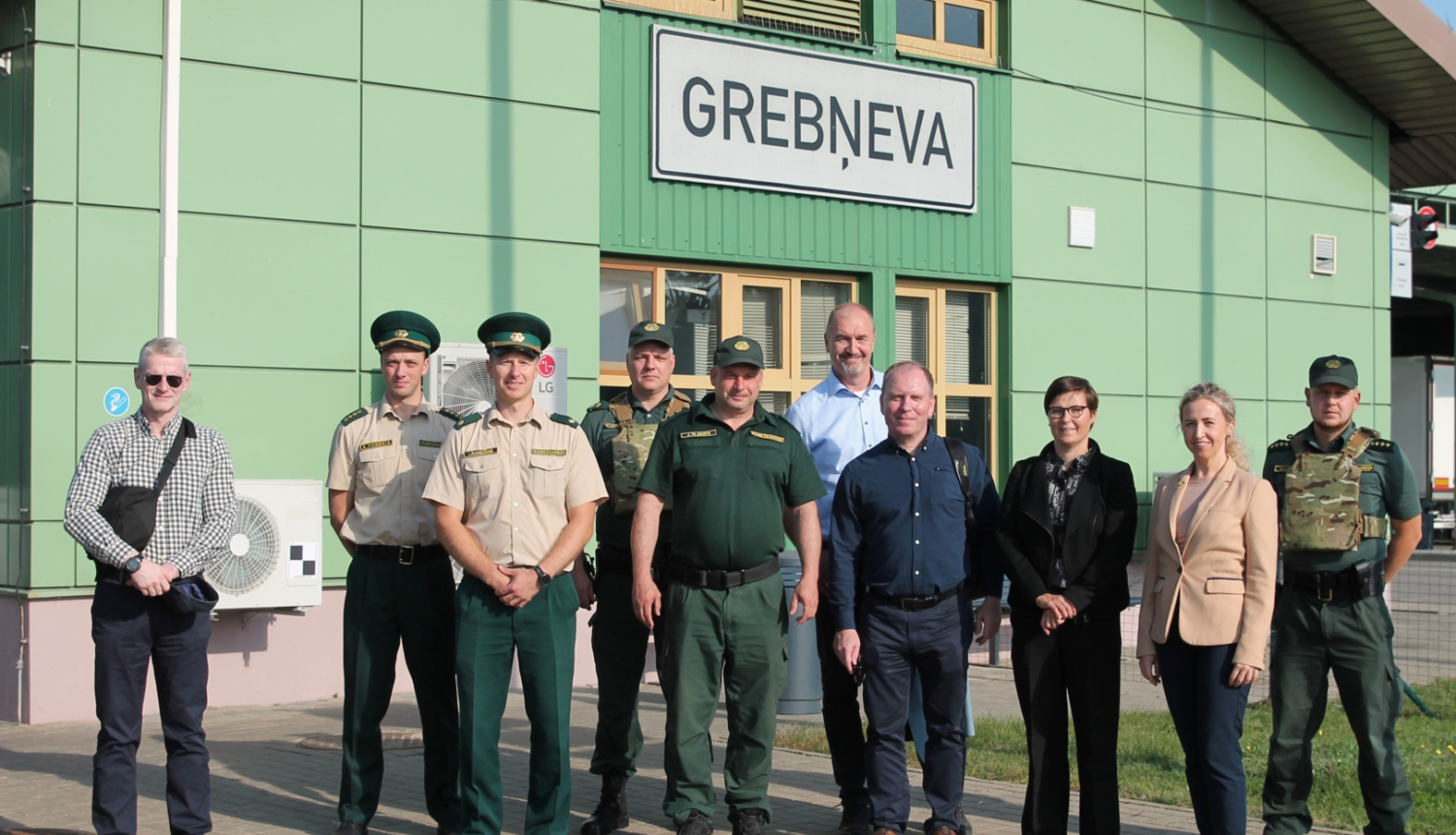 FOTO: Somijas un Vācijas sakaru virsnieki apmeklē Valsts robežsardzes teritoriālās pārvaldes