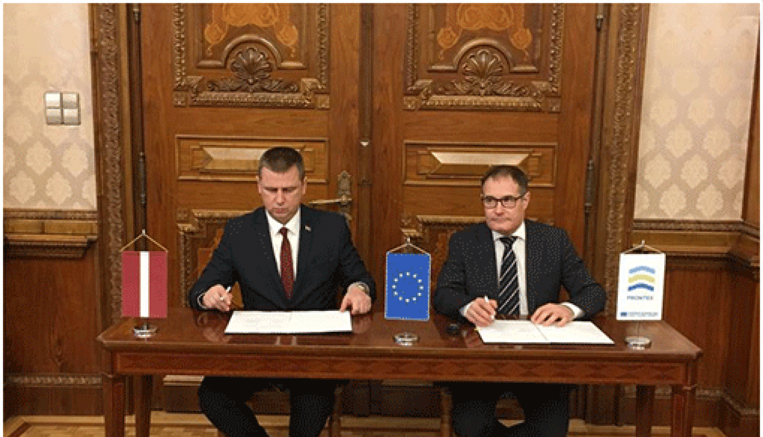 FOTO: Paraksta saprašanās memorandu