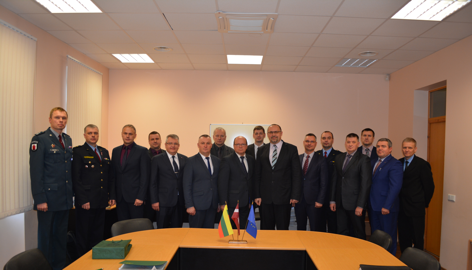 Foto: Pilnvaroto tikšanās Liepājā