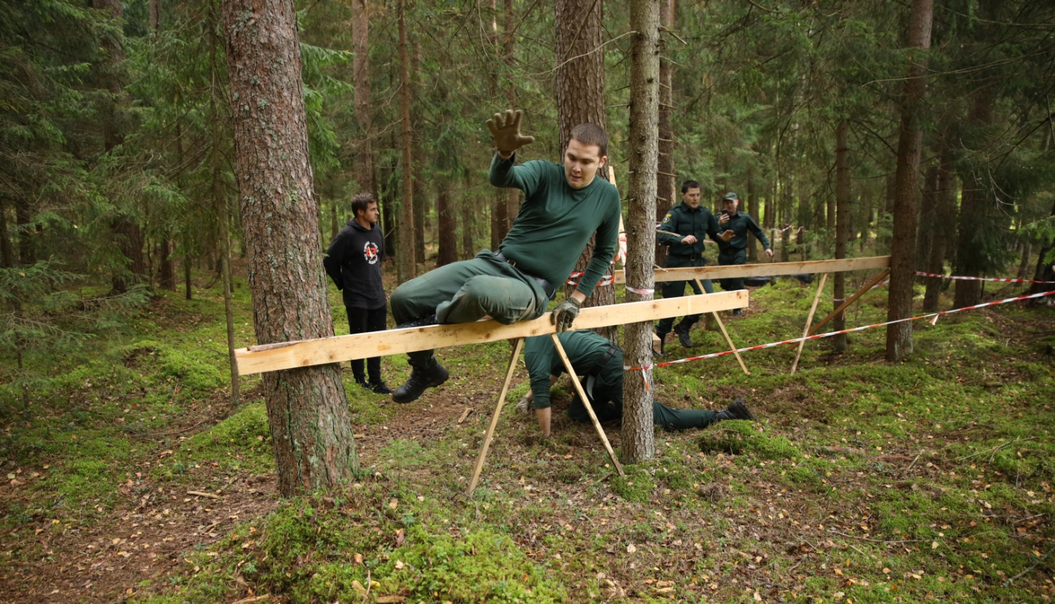 FOTO: Robežsargs norīkojuma sacensībās