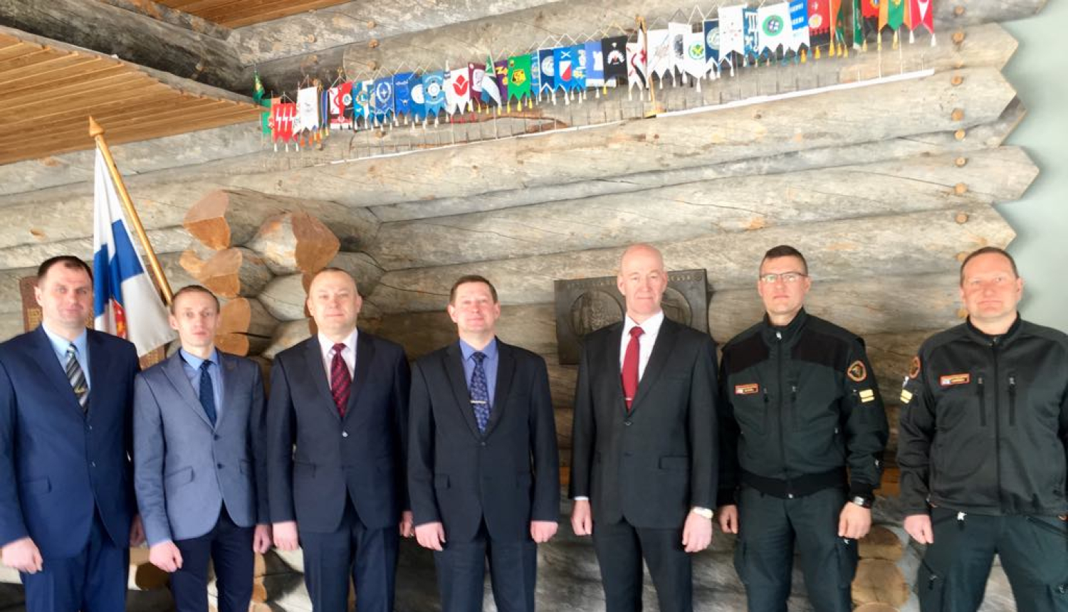 foto : Valsts robežsardzes koledžas amatpersonas  pieredzes apmaiņas vizītē Somijā