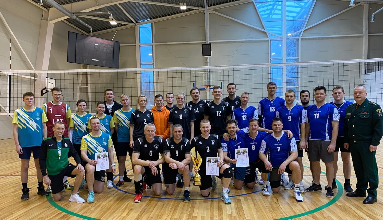 FOTO: Volejbola komanda